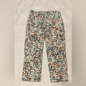 Van Heusen size 2 Stretch bottoms